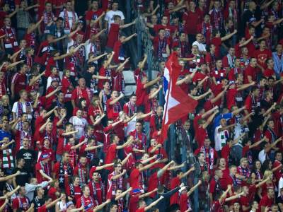  I Poljaci otvaraju kapije stadiona 