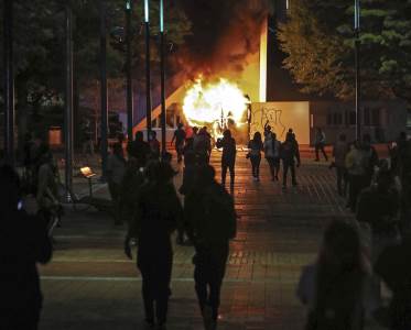  Potpuna mobilizacija Nacionalne garde zbog nasilja u Minesoti 