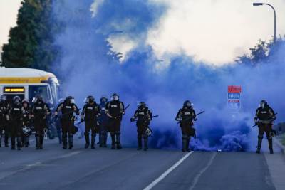  SAD-protesti-Antifa-nasilje-tretirati-kao-terorizam 