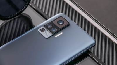  Najtanji 5G telefon i prvi sa GIMBAL kamerom (FOTO, VIDEO) 