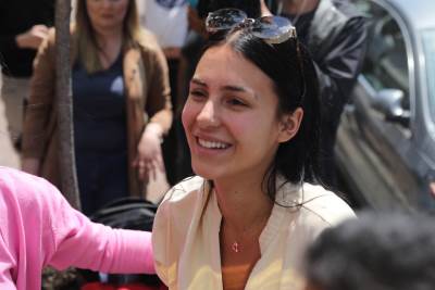  STIGLA PRIVATNIM AVIONOM: Anastasija ljetuje u Crnoj Gori ! (VIDEO) 