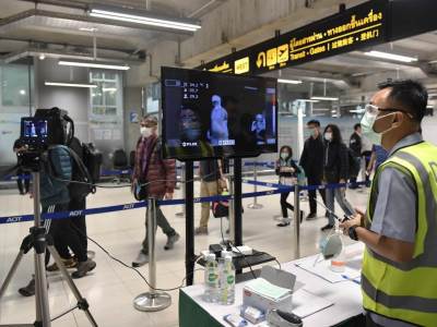   Zabranjuje kineskim avio - kompanijama da lete u SAD 