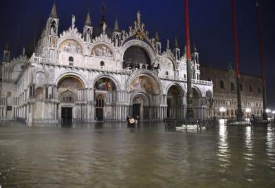  VISOKA PLIMA: Novi POTOP u Veneciji (FOTO, VIDEO) 