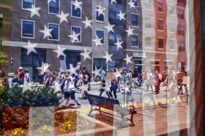  Na ulicu će biti IZBAČENO 40 MILIONA AMERIKANACA 