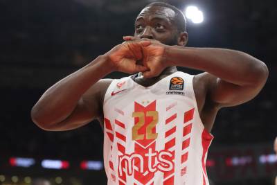  Carls-Dzenkins-prelazi-u-Olimpijakos 