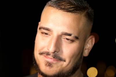  Sve oči uprte u njega: OVO je isti čovjek?! (FOTO) 