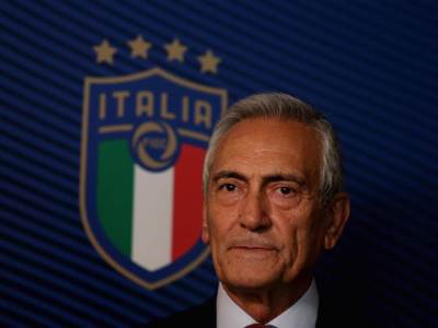  Minut ćutanja za umrle, a onda aplauzi za lekare na stadionima u Italiji 