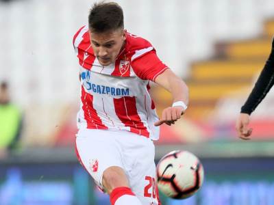  Olimpijakos-dovodi-Njegos-Petrovic-poznata-cena-FK-Crvena-zvezda-FK-Rad-fudbal-transfer 