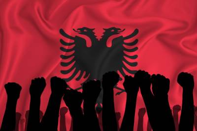  Hasim-Taci-optuznica-sleteo-u-Tiranu 