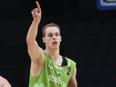  Valensija ispratila Lojda u Zvezdu, sad dovodi Slovenca 