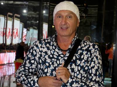  Oglasio se pevač, nakon priče da je POBEGAO IZ BOLNICE! 