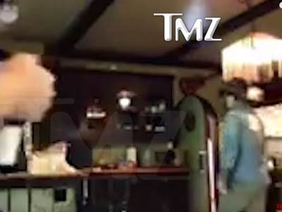  Kad Džoni POBESNI: Bivša žena krišom snimala glumca - ŠOK VIDEO! 