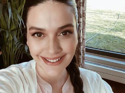  Poznata glumica se skinula, pa krenule osude na njen račun! (FOTO) 