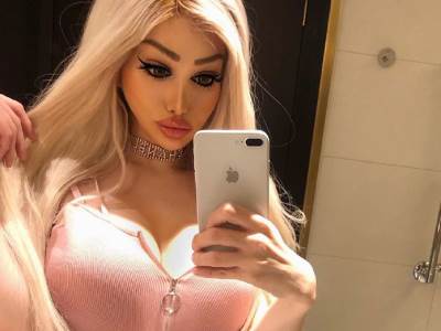  Zena-Barbika-fotografije-zena-izgleda-kao-ziva-lutka 