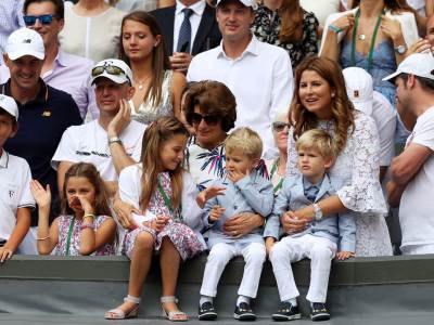  Federer-cetvoro-dece-pusta-im-meceve-Novak-Djokovic-nisu-zainteresovani 