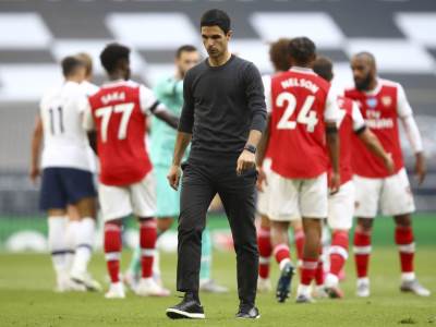  MAKLJAŽA NA TRENINGU ARSENALA: David Luiz razbio nos saigraču, bilo je i krvi! 