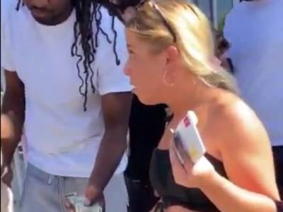  KAKVI PREVARANTI! Devojci na ulici izmamili 5.000 evra za 3 sekunde (VIDEO) 