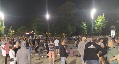  Još jedan protest u Beogradu: Došli Nogo i Radulović, sve manje ljudi 