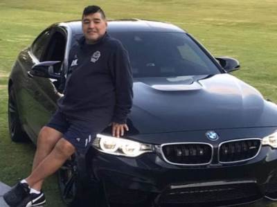  I rotacija i policijska sirena: Može mu se, jer on je Maradona! (VIDEO) 