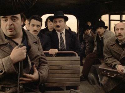  "KO TO TAMO PEVA" - KULTNI FILM ČIJA JE ORIGINALNA VERZIJA BILA SKROZ DRUGAČIJA: Oni su odbili uloge 