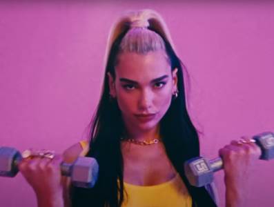  DUA LIPA BI DA UZME PARE OD SRBA: Nakon svih skandala i prozivki, pjevačica ponovo šokirala! 