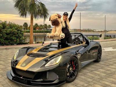  Supercar-Blonde-Aleksandra-Hersi-Instagram-fotografije-i-video 