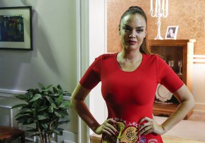  VOLIM SVE SVOJE BIVŠE MOMKE: Sofija otkrila ko joj šalje cvijeće, ali i da NEMA GLUMAČKIH PONUDA  