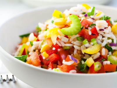  Osvežavajuća letnja salata sa pirinčem 