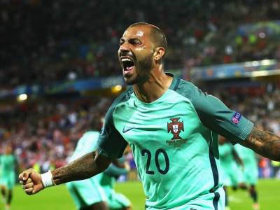  NAVALI, NARODE: Rikardo Kvarežma dolazi za džabe! 