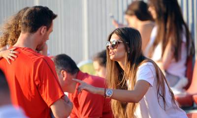  Supruga čestita rođendan Nemanji Matiću! Ponela na plažu 3. 000 evra! Foto! 