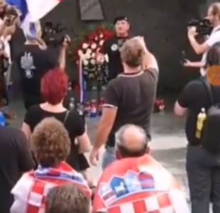  UZNEMIRUJUĆI VIDEO IZ KNINA, OVO NISTE MOGLI DA VIDITE NA TV: Kad su se ugasile kamere, ovako su stvarno slavili Oluju 