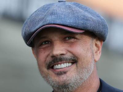  Mihajlovići se opustili na jahti! Siniša izgleda TOP, a tek da vidite kćerke! (VIDEO) 