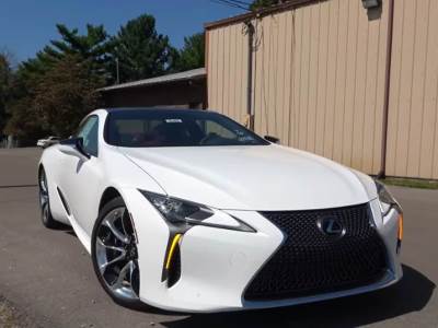  I Tojota IZBACUJE OSMICU: Sve ostaje bez V-8 motora u automobilima 