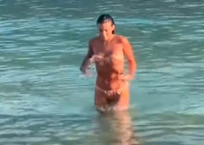  VRUĆE: Anastasija u krevetu - snimak koji je zapalio društvene mreže! (VIDEO) 