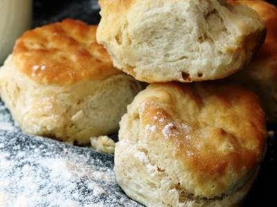  DOMAĆI BISKVITI koji će okupiti porodicu: Mekani, vazdušasti i mirisni 