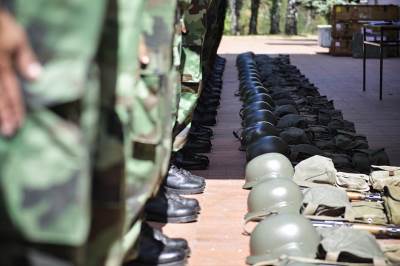  Kazne-za-vojnike-u-Americi-ako-odbiju-vakcinaciju 