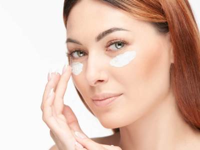  JEDNA OD NAJJEFTINIJIH NAMIRNICA USPEŠNO UKLANJA PODOČNJAKE 