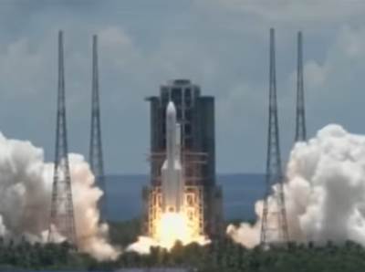  KINEZI SAD MOGU DA SE VOZAJU PO SVEMIRU: Amerikanci zabrinuti, uspešno isproban istočnjački spejs-šatl 