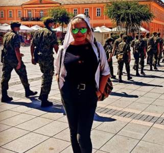  ZORANA PAVIĆ JE SKINULA 25 KILOGRAMA, ALI JE UPROPASTILA ŽELUDAC! Pevačica savetuje - nikako ne radite ovo! (FOTO) 