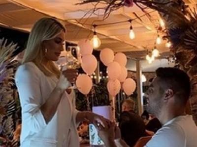  PONUDE ZA BRAK SAMO PLJUŠTE: Posle Lune i Marka, verio se i on! 