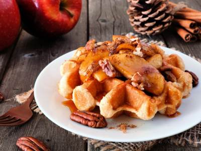  RECEPT ZA SVA VREMENA! Bakin kolač sa voćem 