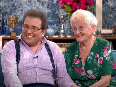  ONA IMA 83, ON 45: Ljudi ih čudno gledaju, oni poručuju - volimo se i uživamo u seksu! 