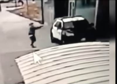  PRIŠAO PATROLI I PUCAO IM U GLAVE: Dvoje policajaca upucano iz zasede u Los Anđelesu (VIDEO) 