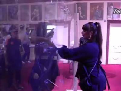  URNEBESNA REAKCIJA POSTALA HIT NA INTERNETU: Miljana vidjela Darka Lazića - evo šta je uradila! (VIDEO) 