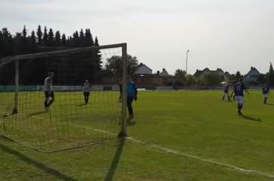  IZGUBILI 37:0 JER SE PLAŠE KORONA VIRUSA: Bežali od rivala, puštali ih da daju golove! (VIDEO) 