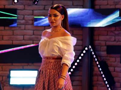  UNIŠTILA SE PLASTIČNIM OPERACIJAMA! Od vrcavog devojčurka iz Žitorađe do "ŽENE OD BOTOKSA" (FOTO) 