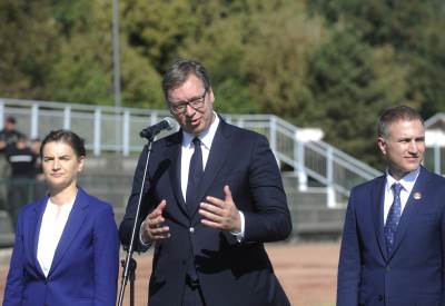  MOJ BRAT ANDREJ NEMA NI JEDAN AR ZEMLJE U VOJVODINI: Vučić o navodima pojedinih medija, govorio i o poklonu iz SAD-a! 