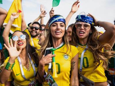  LUDE ŽURKE I PUNE PLAŽE - NIJE IH BRIGA! Korona ubila više od 140.000 ljudi u Brazilu 