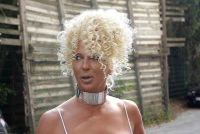  OGLASILA SE JELENA KARLEUŠA: O njenoj novoj objavi BRUJI CELA SRBIJA! Pjevačica poslala SNAŽNU PORUKU! (FOTO) 