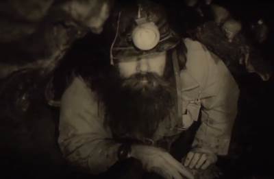  15 MESECI BETONIRAN U ZEMLJI! Oborio je Ginisov rekord a sada se njegov podvig praznuje 